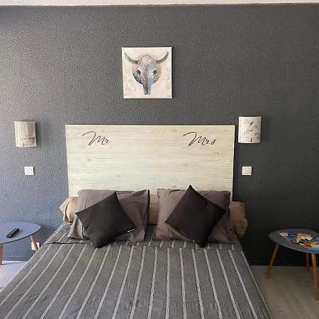 Appt Les Hameaux 2.0 Apartment อาร์ลส์ ภายนอก รูปภาพ