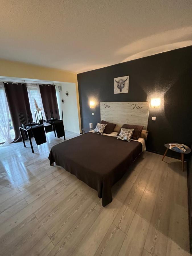 Appt Les Hameaux 2.0 Apartment อาร์ลส์ ภายนอก รูปภาพ